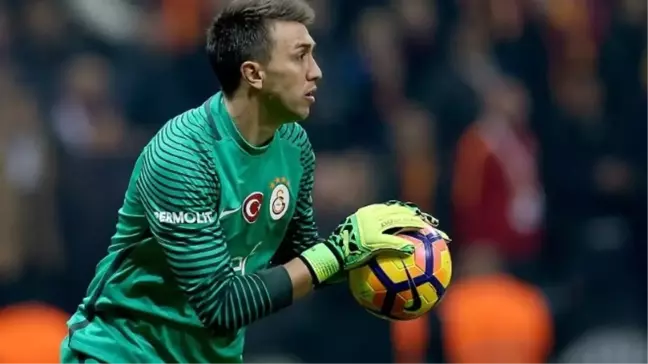 Muslera neden yok? Fenerbahçe Galatasaray maçında Muslera neden yok, sakat mı, cezalı mı, yedek mi?
