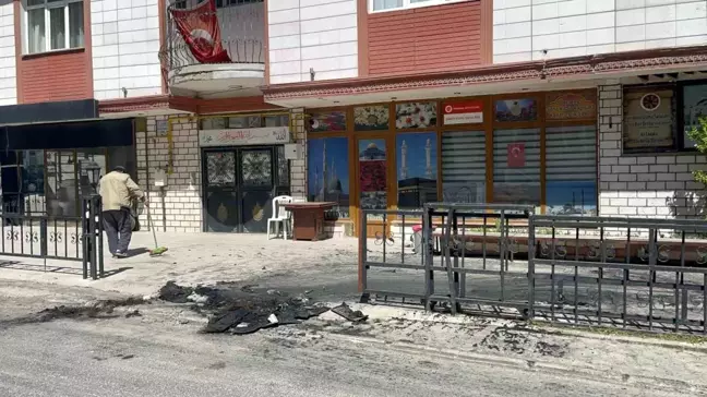 Eskişehir'de Bir Otomobil Kundaklandı