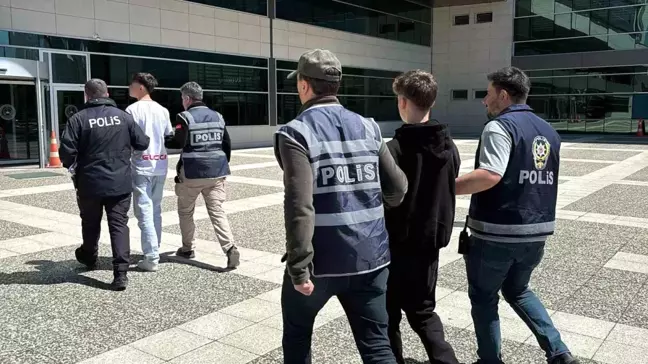 Bolu'da Kuaföre Hırsızlık: İki Şüpheli Yakalandı