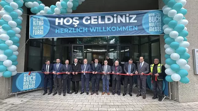 Almanya'da 3. Kitap ve Kültür Fuarı Açıldı