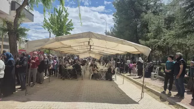 Afyonkarahisar'da Hıdırellez Şenliği Coşkusu
