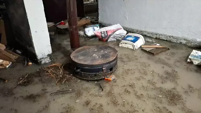 Beypazarı'nda Sağanak Yağış Hayatı Olumsuz Etkiledi
