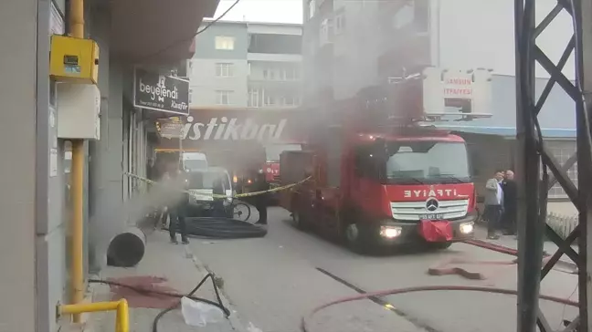 Samsun'un Çarşamba İlçesinde Depo Yangını