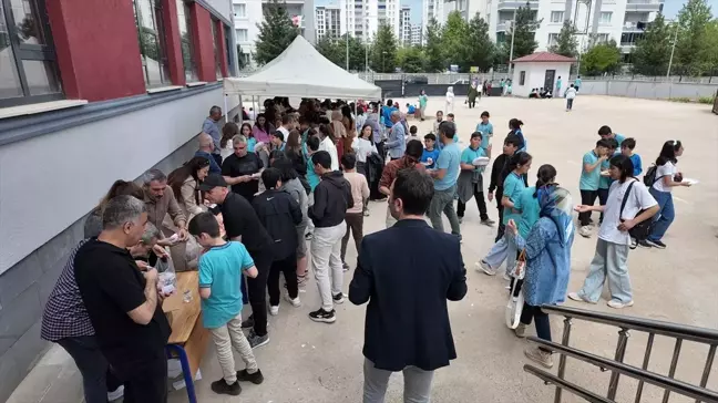Diyarbakır'da Gazzeli Çocuklar İçin Kermes Düzenlendi