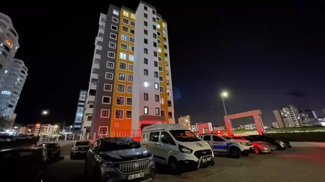 Kayseri'de Bıçakla Yaralanan Kadın Hastaneye Kaldırıldı