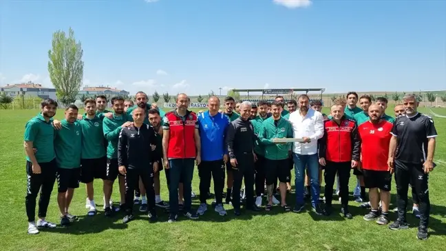 Kırşehir Emniyet Müdürlüğü'nden Futbol SK'ya Destek Ziyareti