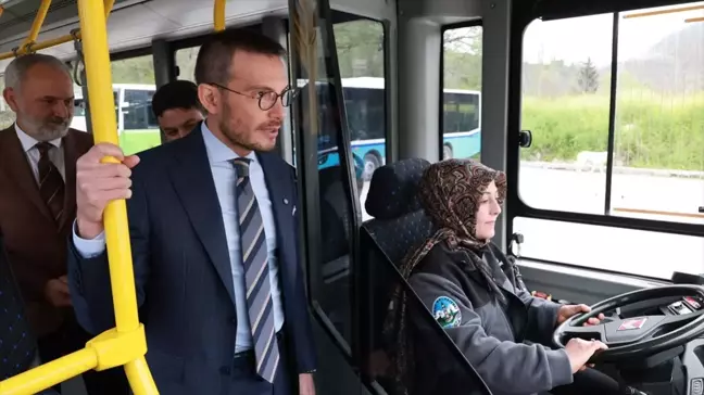 Tokat'ın İlk Kadın Halk Otobüsü Şoförü Rukiye Özler Göreve Başladı