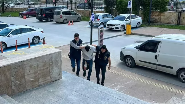Uşak'ta Bıçaklı Kavga: Bir Ölü, Bir Tutuklu