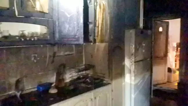 Bursa'da Ocakta Unutulan Yemek Yangına Neden Oldu