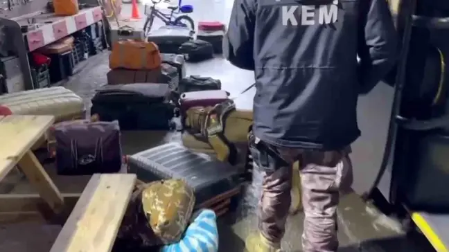 Erzurum'da Uyuşturucu Operasyonu: 2 Kilo 850 Gram Metamfetamin Ele Geçirildi