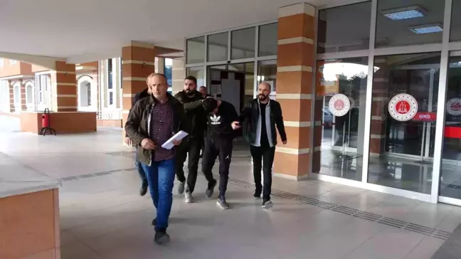 Uyuşturucu Etkisiyle Babasının Evini Basan Genç, Müebbet Hapis Cezasına Çarptırıldı