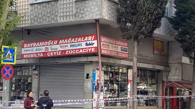 Bahçelievler'de Binada Destekleyici Demirin Eğrilmesi Nedeniyle Boşaltma Yapıldı