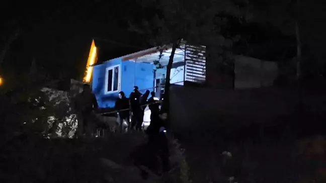 Sapanca'da Kazara Ateşlenen Tabancayla Genç Hayatını Kaybetti