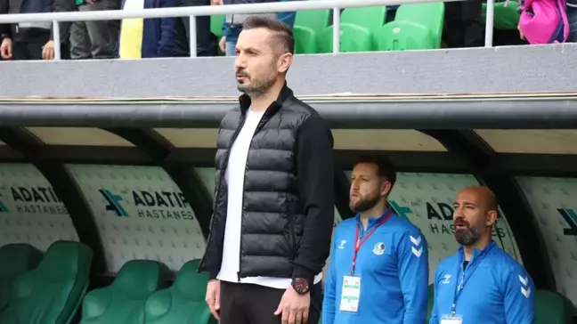 Sakaryaspor'da Teknik Direktör İlker Püren ile Yollar Ayrıldı