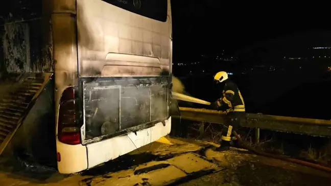 Kayseri'de Turist Taşıyan Otobüste Yangın Çıktı