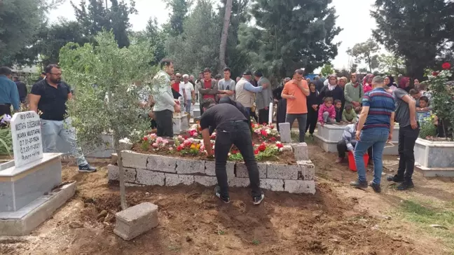 Osmaniye'de Elektrik Akımına Kapılan Anne ve Kızı Toprağa Verildi
