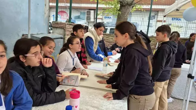 Düzce Ortaokul Öğrencilerinin Yazdığı 'En Derin Öyküler' Kitabı Tanıtıldı