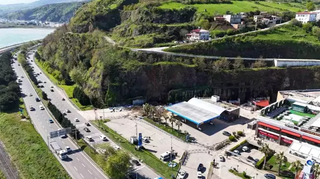 Samsun'da Heyelan: Baba ve İki Kızı Hayatını Kaybetti
