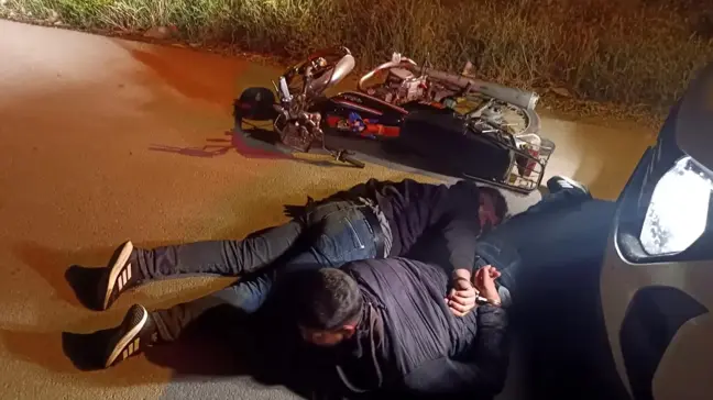 Adana'da Kurşunlama Olayı: Şüpheliler Kovalamaca Sonucu Yakalandı