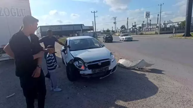 Manavgat'ta Trafik Kazası: 2 Yaralı