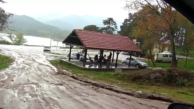 Kütahya'da Deprem Sonrası Gölcük Yaylası'na Kaçış