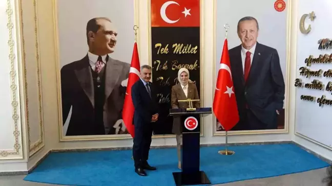 Bakan Göktaş, Aile ve Gençlik Fonu'ndan Yararlanan Çiftin Nikahında Şahitlik Yaptı