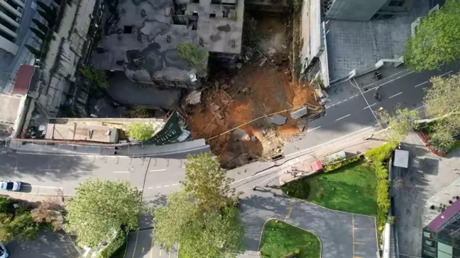 İstanbul Sarıyer'de İnşaat Alanında Çökme ve Doğalgaz Patlaması