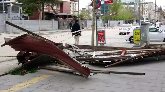 Van'da Şiddetli Fırtına Can ve Mal Kaybına Yol Açtı
