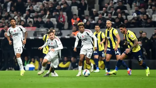 Fenerbahçe ve Beşiktaş Derbisi Bugün Oynanıyor