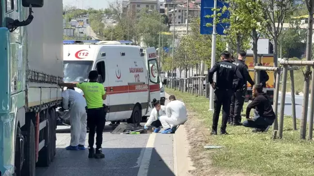 Başakşehir'de Tırın Çarpması Sonucu Bir Adam Hayatını Kaybetti