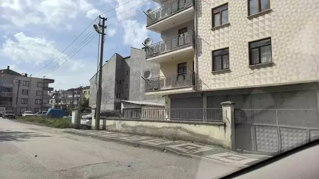 İnegöl'de Balkonundan Düşen 6 Yaşındaki Çocuk Yaralandı