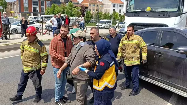 Bursa'da Tır ile Cip Çarpıştı: Sürücü Yaralandı