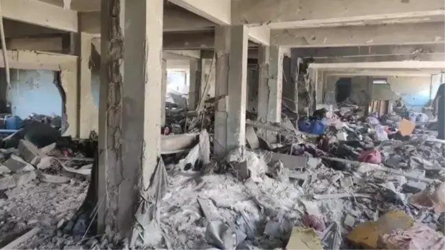 İsrail'in Gazze Saldırılarında Can Kaybı 52 Bin 615'e Ulaştı