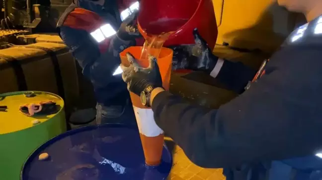 Mersin'de Tırda 680 Litre Metamfetamin Ele Geçirildi