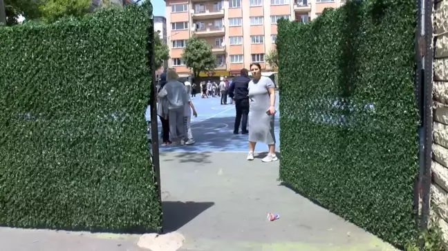 Bakırköy'de Okul Tuvaletinde Yangın Paniği
