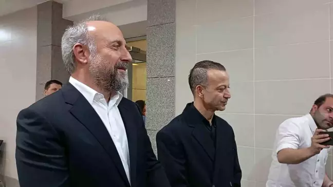 Halit Ergenç ve Rıza Kocaoğlu 'Yalan Tanıklık' İddiasıyla Yargılanıyor