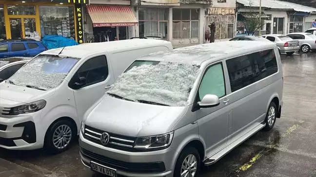 İmranlı'da sağanak ve dolu etkili oldu