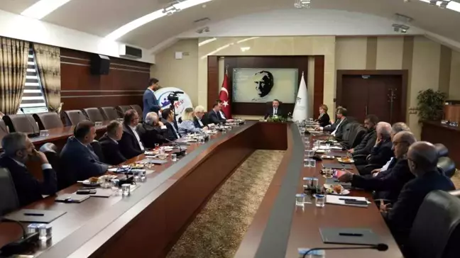 Karabük Üniversitesi'nde Şehir-Üniversite İş Birliği Değerlendirildi