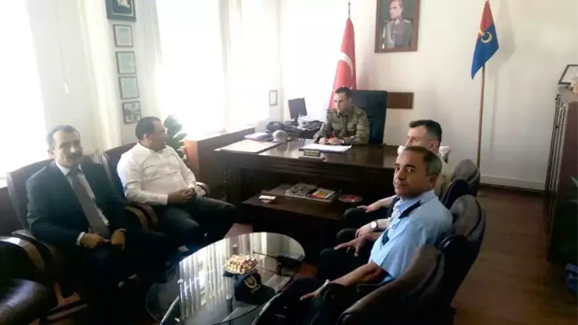 Kaymakam Kaya Jandarma Komutanını Ziyaret Etti