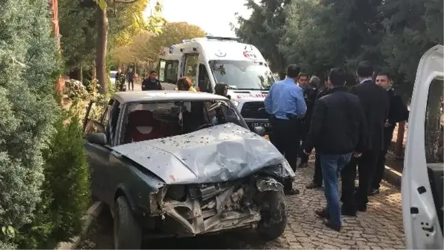 Banka Soyguncusunu Vatandaşlar Yakaladı, Olaya Giden Polisler Kaza Yaptı