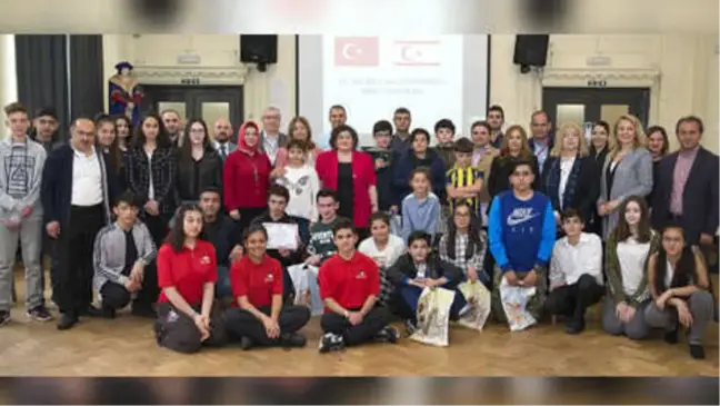 Londra'da Türk Okulları Yarıştı