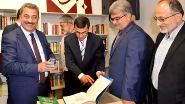 Ytb, Yurtdışına Kuracağı 1001 Kütüphanenin İlkini Açtı