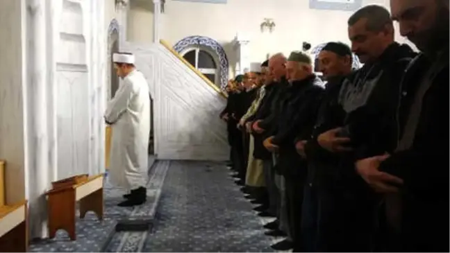 Camide Sabah Namazında 'Kahvaltı' İkramı, Cemaati Artırdı