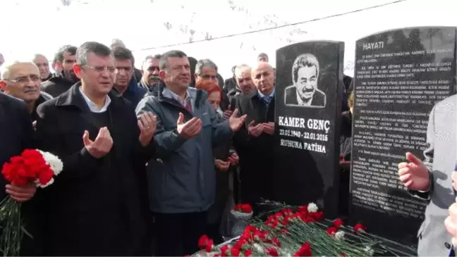 Kamer Genç, Vefatının 3'üncü Yıl Dönümünde Mezarı Başında Anıldı
