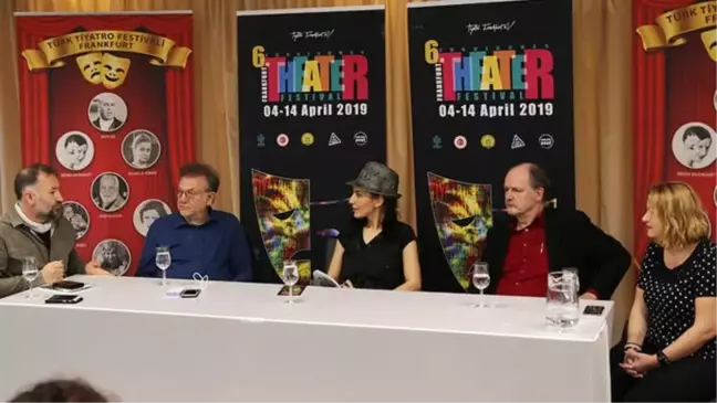 Müzisyen, Müzik Sanatçısı Yok! Obuacı, Kemancı Var, Davulcu Var'