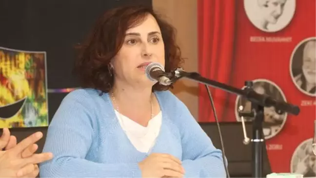 Emmy Ödüllü Tek Yönetmenimizden Avrupalı Türklere: Boşuna Para Vermeyin!
