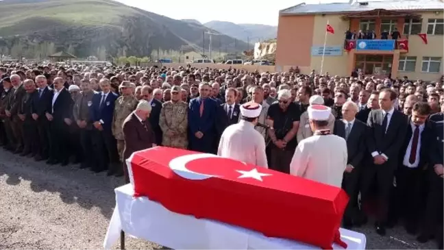 Şehit Polis İçin Bayburt'ta Hazin Tören (2)