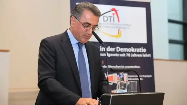 DTI'nin Alman anayasasının 70. yılı kutlamaları iftarla bitti