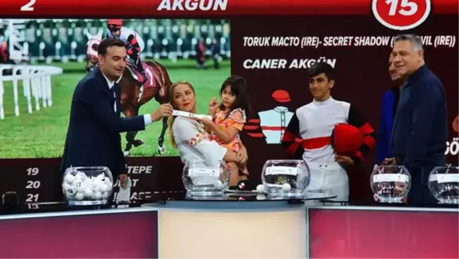 Gazi Koşusu'nda start kura çekimi yapıldı! İşte katılacak atlar ve jokeyler...
