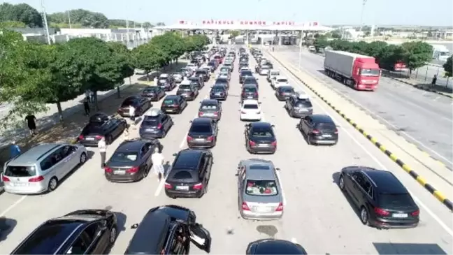 Gurbetçilerin yüzünü 'otopark' güldürdü